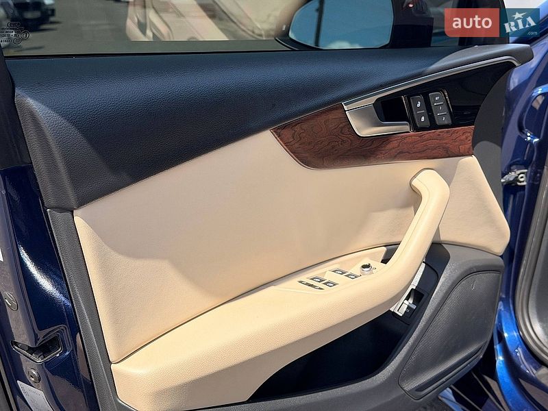 Седан Audi A4 2021 в Кривом Роге