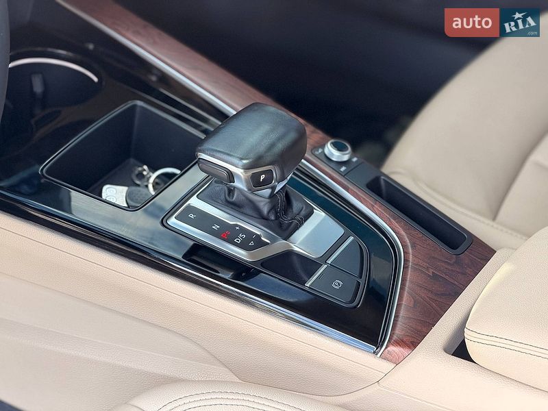 Седан Audi A4 2021 в Кривом Роге