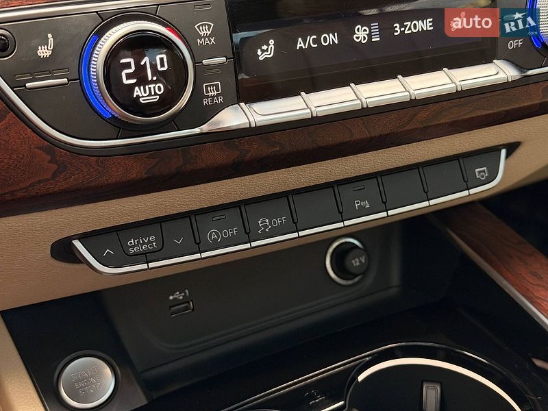 Седан Audi A4 2021 в Кривом Роге
