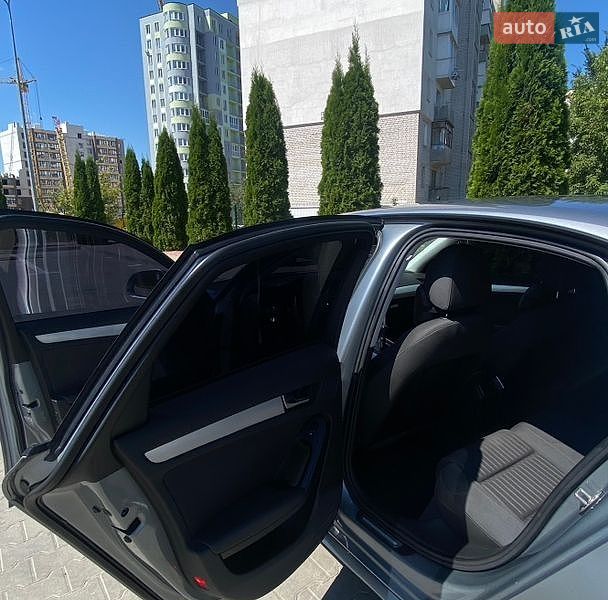 Седан Audi A4 2008 в Житомирі