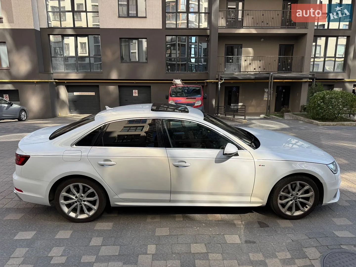 2018 Audi A4 - мініатюра 11
