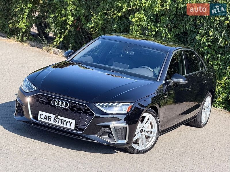 Седан Audi A4 2022 в Стрые