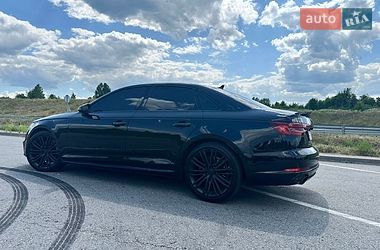 Седан Audi A4 2017 в Полтаві