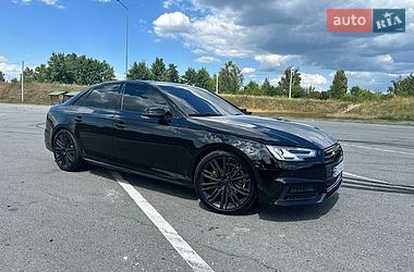 Седан Audi A4 2017 в Полтаві