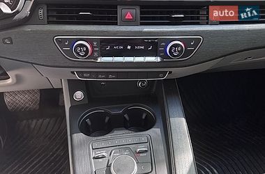 Седан Audi A4 2018 в Дніпрі
