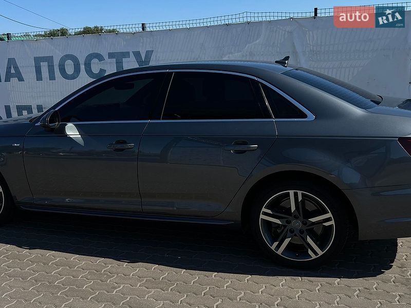 Седан Audi A4 2017 в Попільні