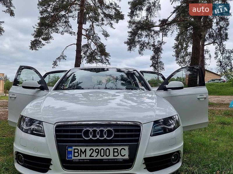 Седан Audi A4 2011 в Сумах