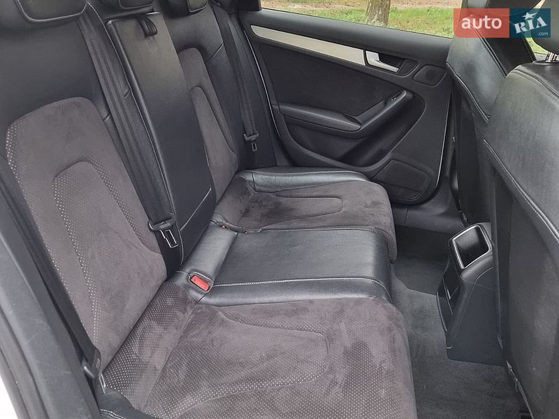 Седан Audi A4 2011 в Сумах