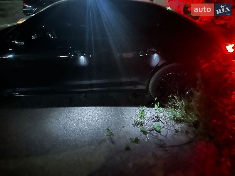 Седан Audi A4 2017 в Полтаві
