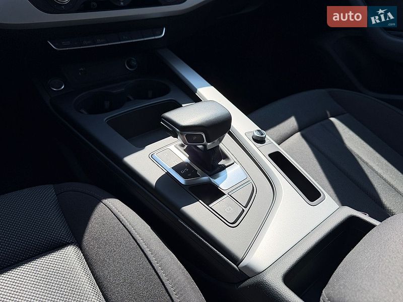 Седан Audi A4 2021 в Львові фото 17 Седан Audi A4 2021 в Львові