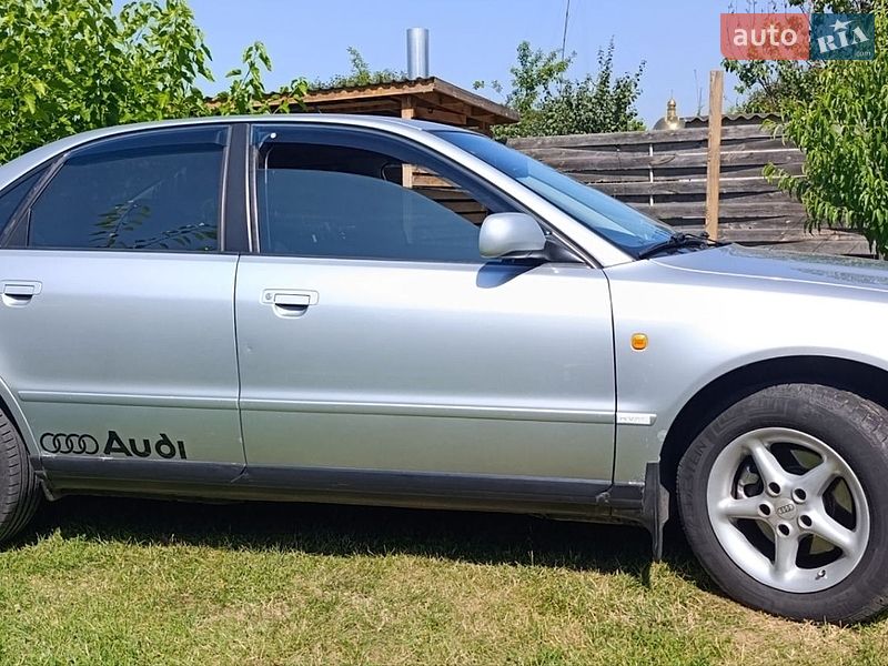 Седан Audi A4 1997 в Дергачах фото 2 Седан Audi A4 1997 в Дергачах