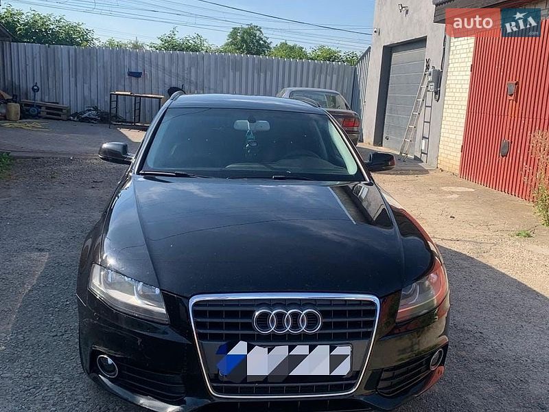 Універсал Audi A4 2011 в Стрию