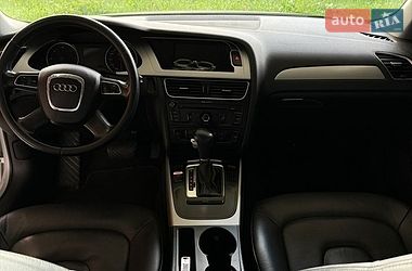 Седан Audi A4 2010 в Львові