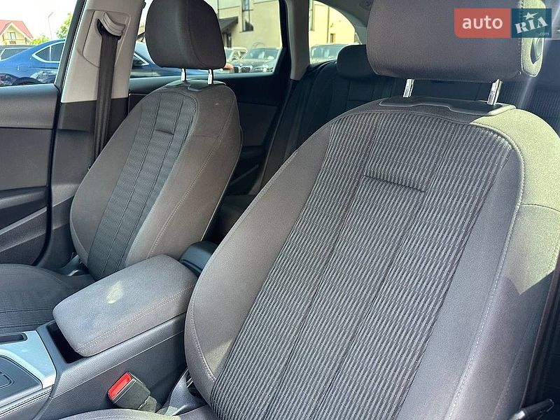 Универсал Audi A4 2016 в Стрые