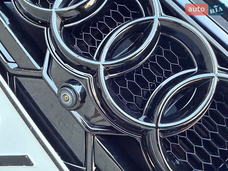Седан Audi A4 2021 в Києві