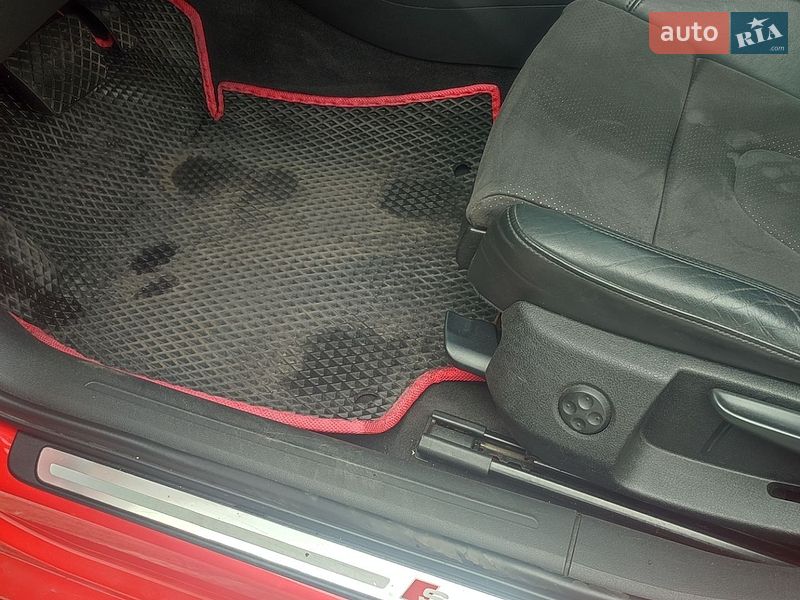 Седан Audi A4 2010 в Киеве
