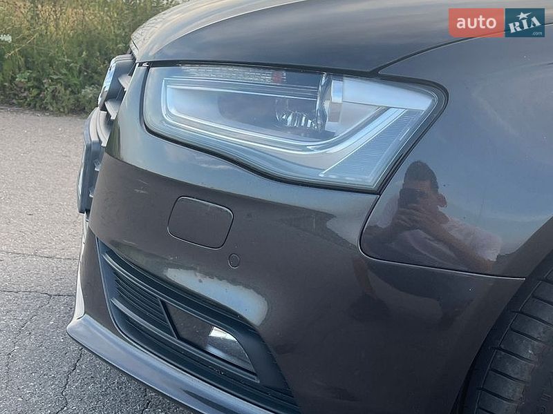 Седан Audi A4 2012 в Вінниці
