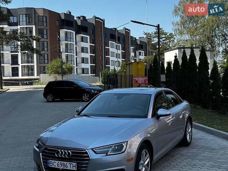 Седан Audi A4 2016 в Львові