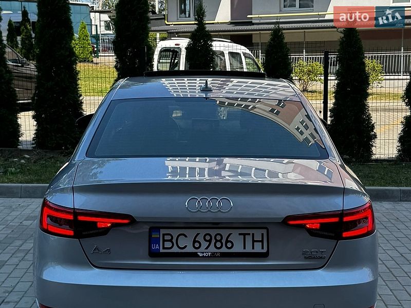 Седан Audi A4 2016 в Львові