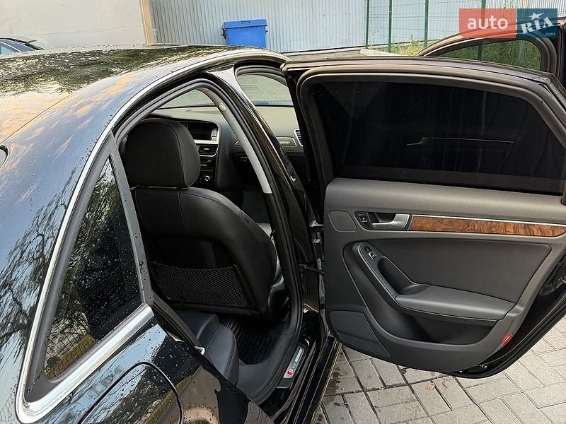 Седан Audi A4 2014 в Києві