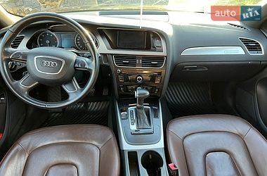 Седан Audi A4 2014 в Києві