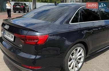 Седан Audi A4 2017 в Києві