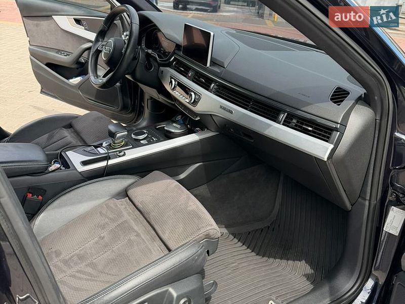 Седан Audi A4 2017 в Києві