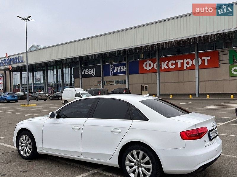 Седан Audi A4 2013 в Києві