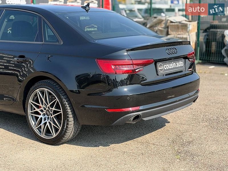 Седан Audi A4 2017 в Києві