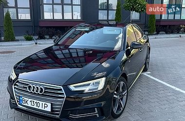 Седан Audi A4 2016 в Рівному