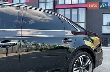 Седан Audi A4 2016 в Рівному
