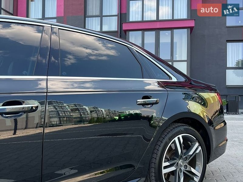 Седан Audi A4 2016 в Рівному