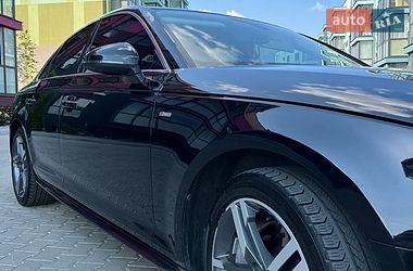 Седан Audi A4 2016 в Рівному