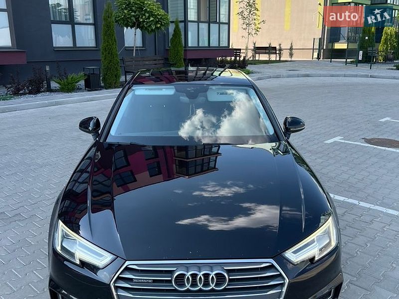 Седан Audi A4 2016 в Рівному