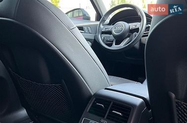 Седан Audi A4 2016 в Рівному