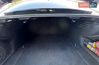 Седан Audi A4 2016 в Рівному