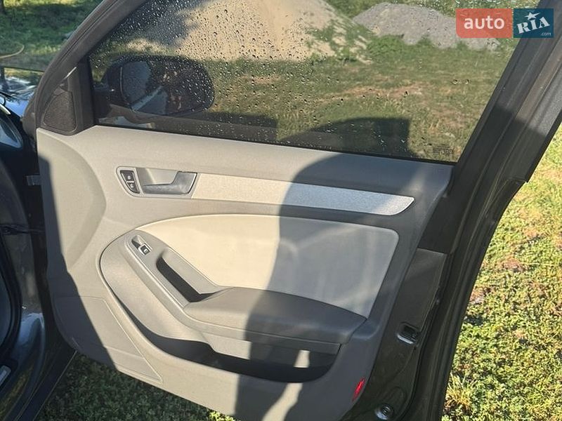 Седан Audi A4 2013 в Козельщині