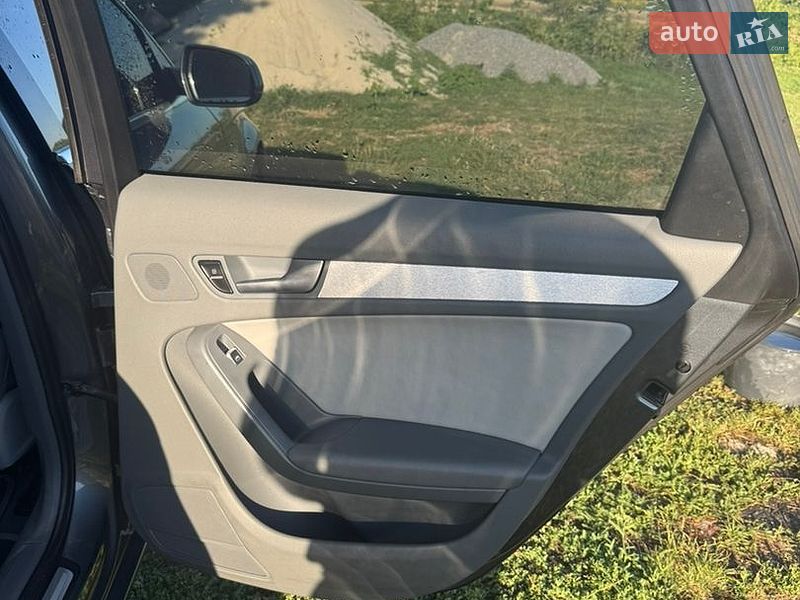 Седан Audi A4 2013 в Козельщині