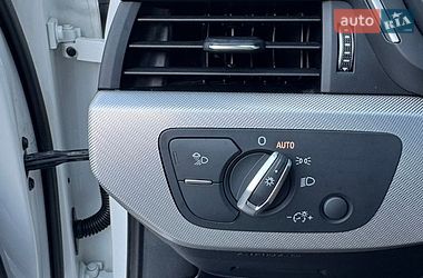 Седан Audi A4 2017 в Рівному