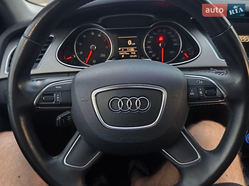 Седан Audi A4 2012 в Шептицькому