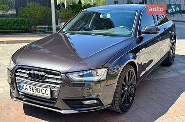 Седан Audi A4 2013 в Києві фото Седан Audi A4 2013 в Києві
