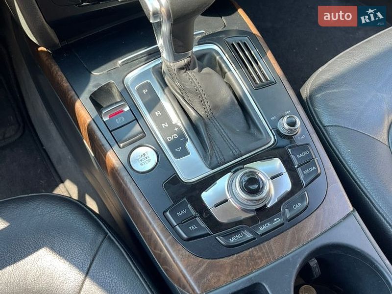 Седан Audi A4 2013 в Новояворівську