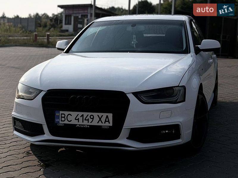 Седан Audi A4 2013 в Львові