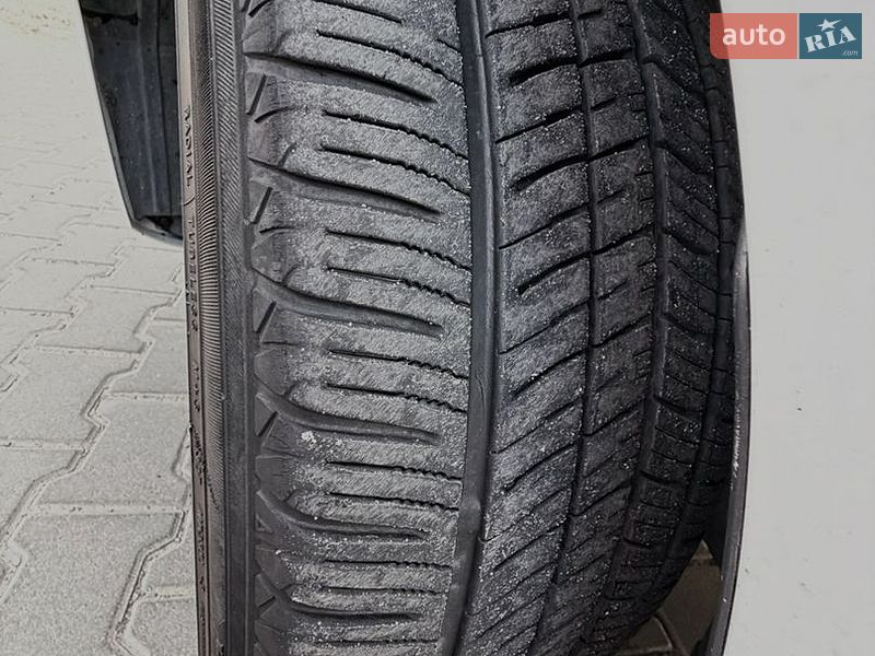 Седан Audi A4 2013 в Львове