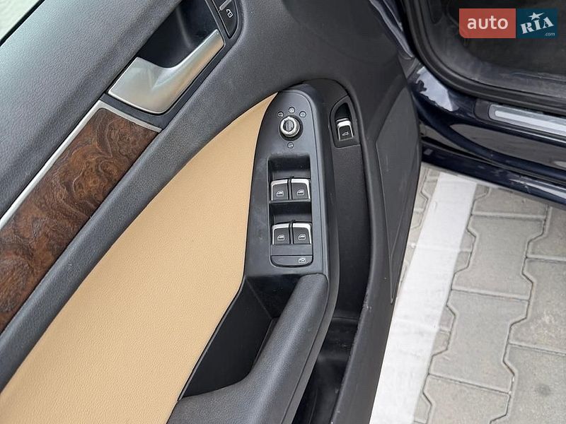 Седан Audi A4 2013 в Рівному