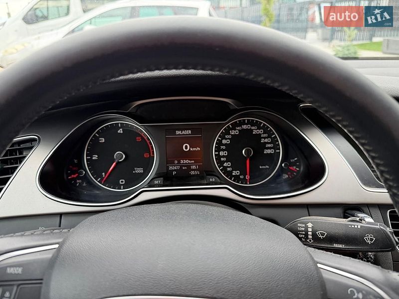 Седан Audi A4 2013 в Рівному
