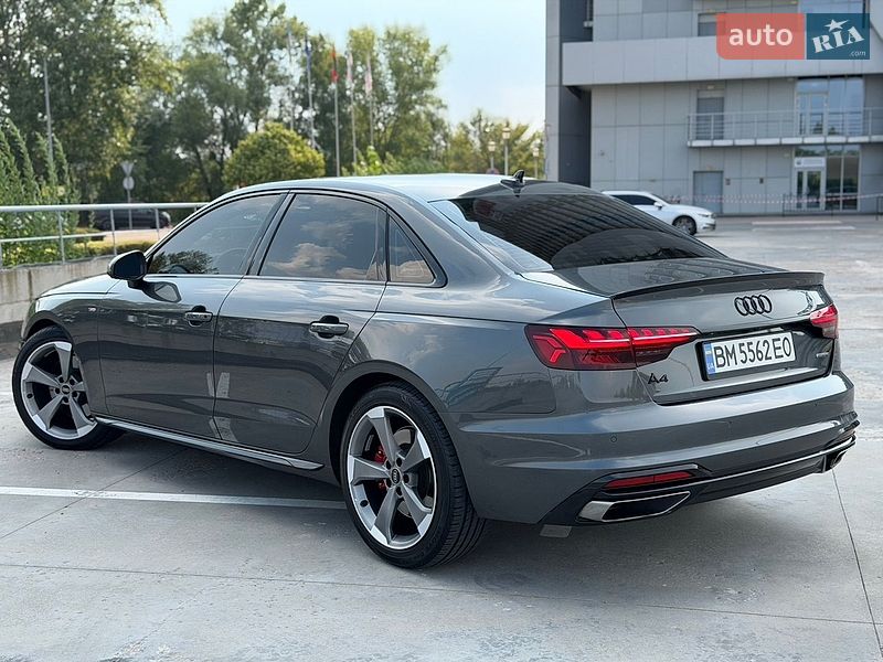 Седан Audi A4 2023 в Києві
