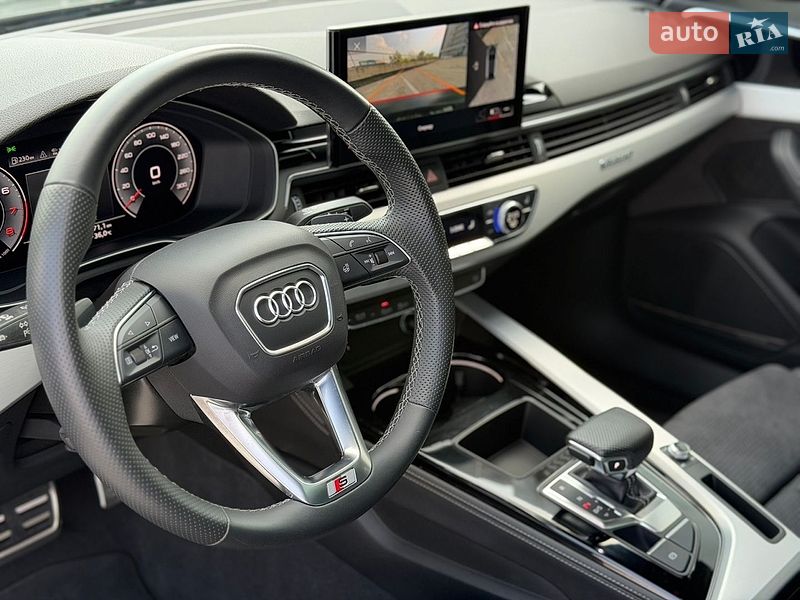 Седан Audi A4 2023 в Києві