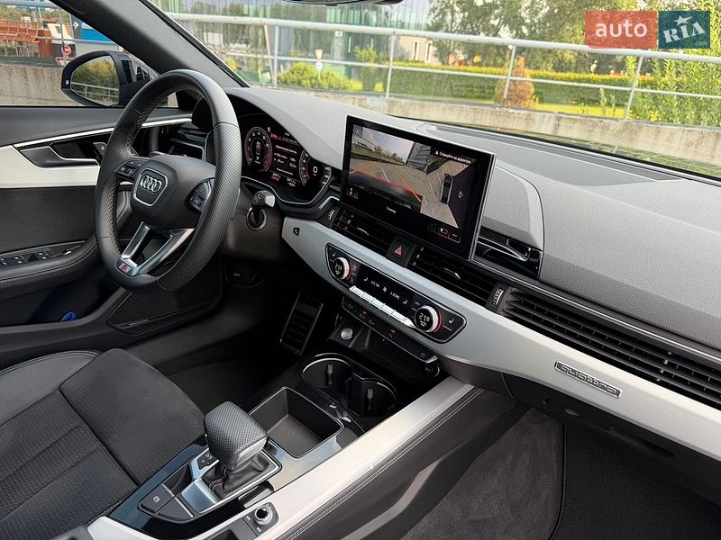 Седан Audi A4 2023 в Києві