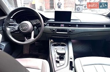 Седан Audi A4 2018 в Дніпрі